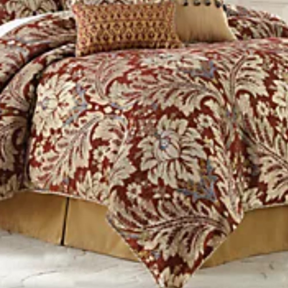 CroscillJulius 4 Piece Comforter Set - Picture 2 of 6